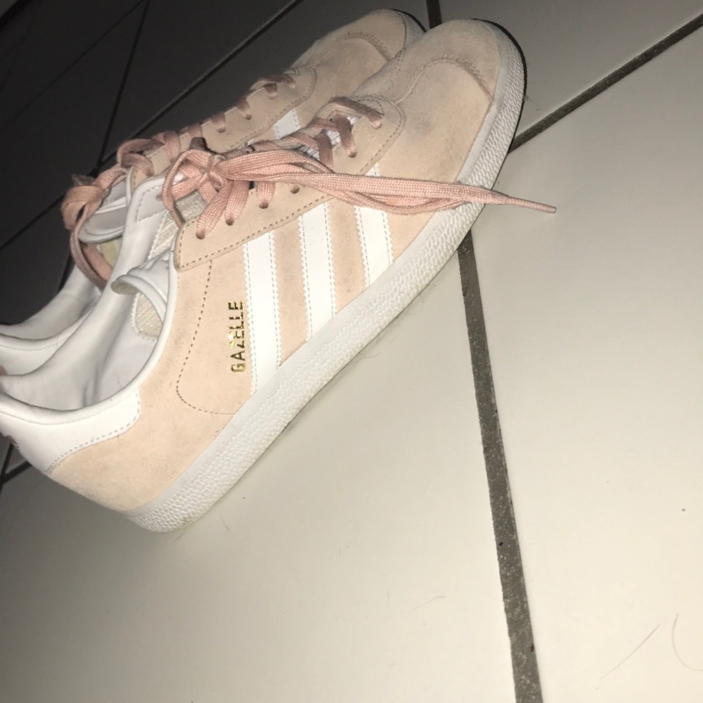 gazelle addidas only worn a couple of times